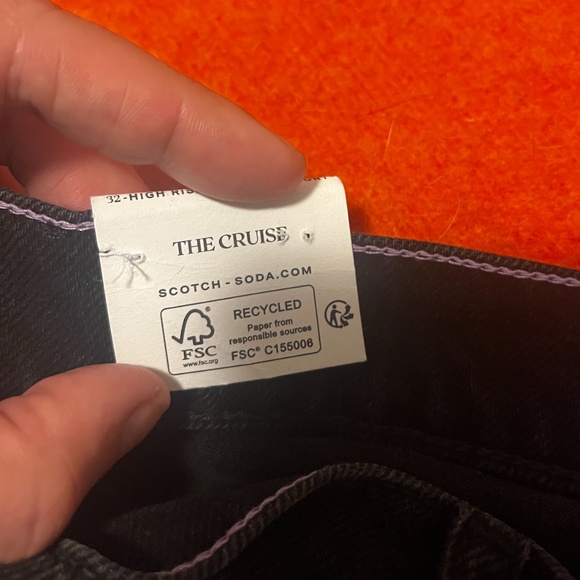 NWOT Trending long shorts/ Bermudas. Scotch & Soda. W30. - Picture 7 of 13